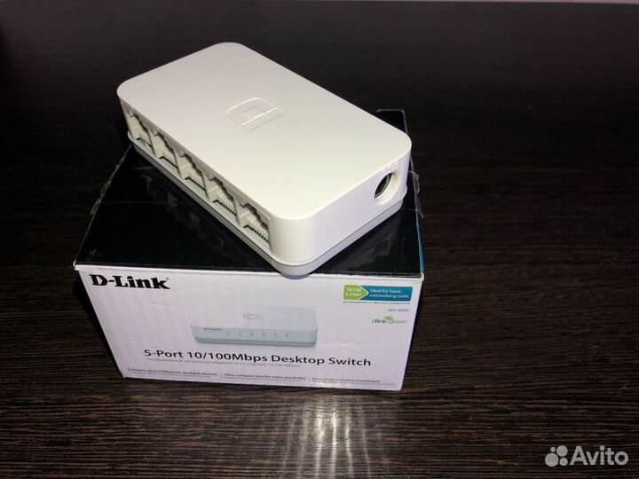 Свитч - Коммутатор D-Link DES-1005C