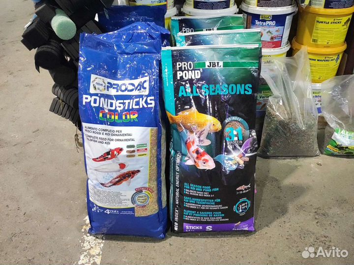 Корм прудовых рыб Кoi Mix 4кг 3in1,40л (Россия)