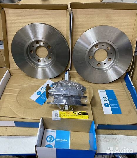 Тормозные диски + колодки перед на VW Polo, Rapid