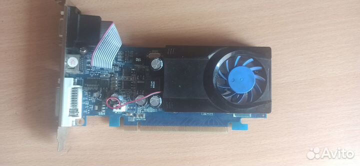 Nvidia geforce 210 DDR2/64bit