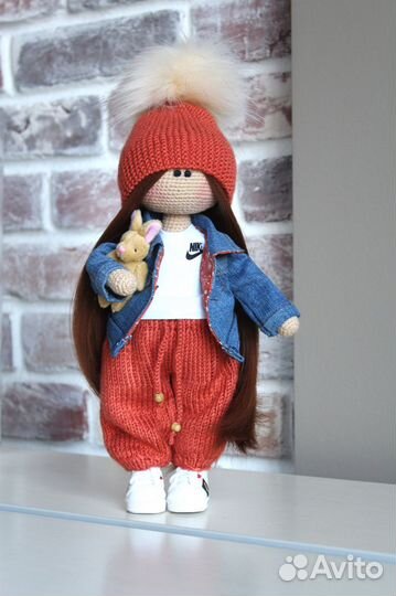 Вязаная интерьерная кукла. Ручная работа