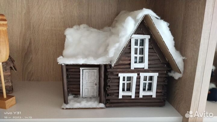 Поделка в виде домика/терема в детский сад/школу