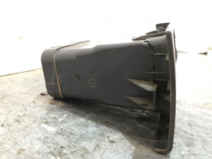 Дефлектор воздушный передний левый LADA Приора