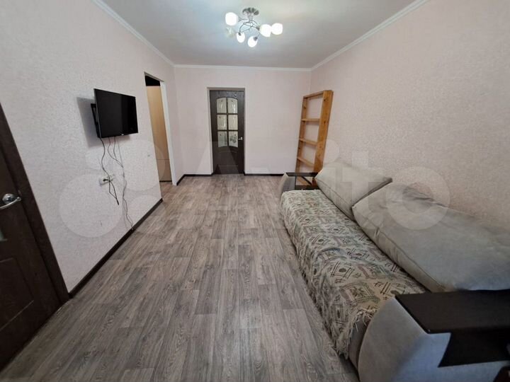 2-к. квартира, 44 м², 1/5 эт.