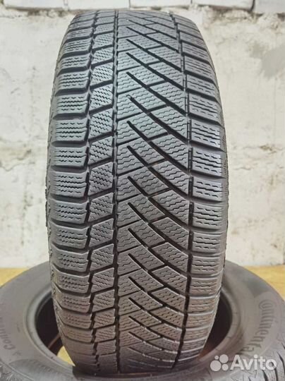 Continental ContiVikingContact 6 215/60 R17 99V