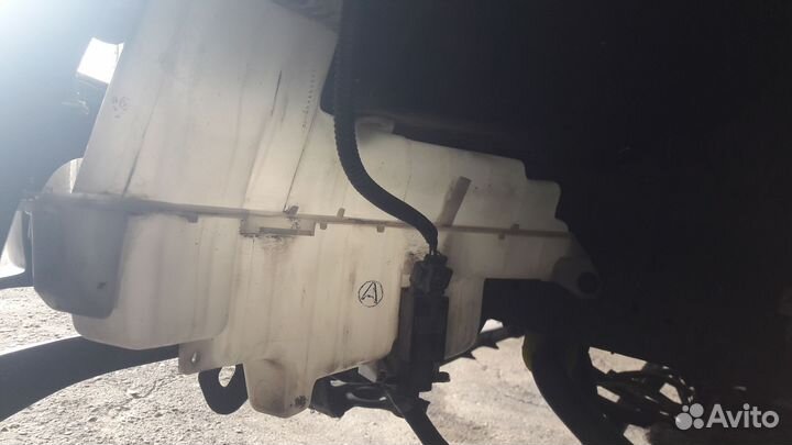 Бачок омывателя Toyota Supra jza 80