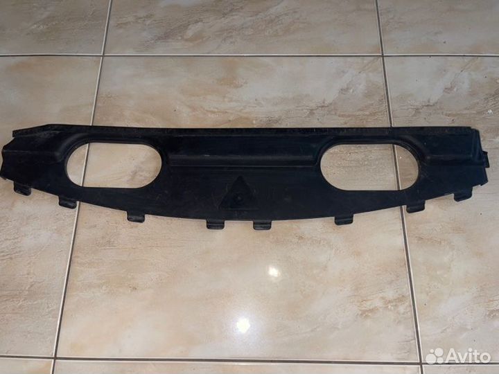 Накладка замка капота Bmw X 5 F 15 X 6 F 16 С 2013