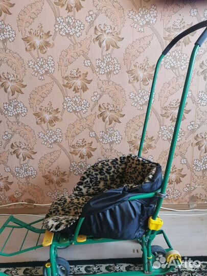 Детские санки на колесах