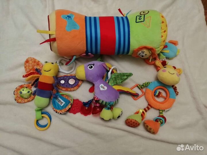 Развивающие игрушки пакетом