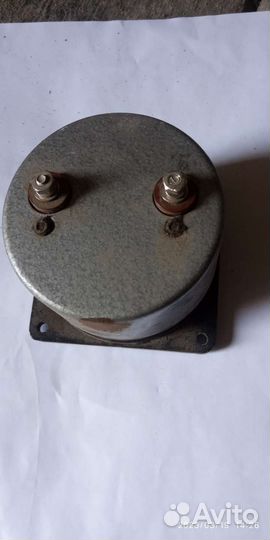 Вольтметр стрелочный