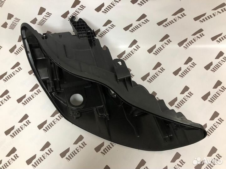 Правый корпус фары Audi A6 C7 2011-2014