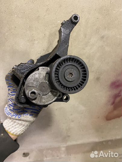 Кронштейн насоса кондиционера bmw e46 m43b19