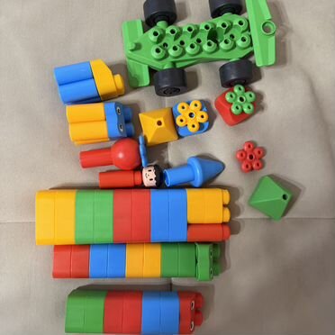 Конструктор hape polum 50 деталей без коробки