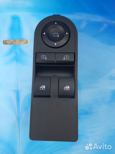 Центральный переключатель стеклоподъемников