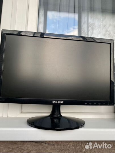 Монитор для компьютера