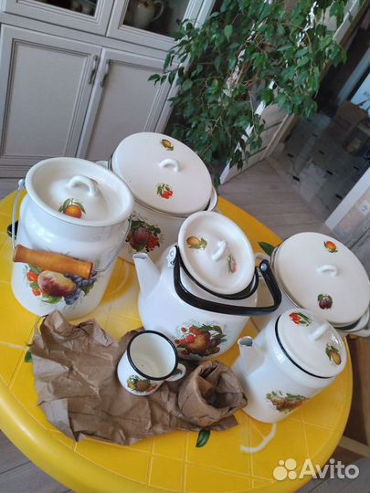Набор эмалированной посуды СССР