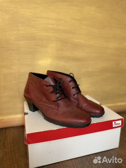 Ботинки женские rieker 38