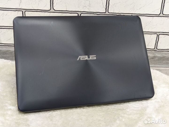 Asus / i3-4010U /8GB /SSD 250Gb