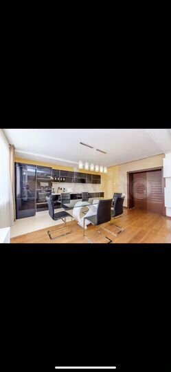 3-к. квартира, 105,7 м², 8/13 эт.