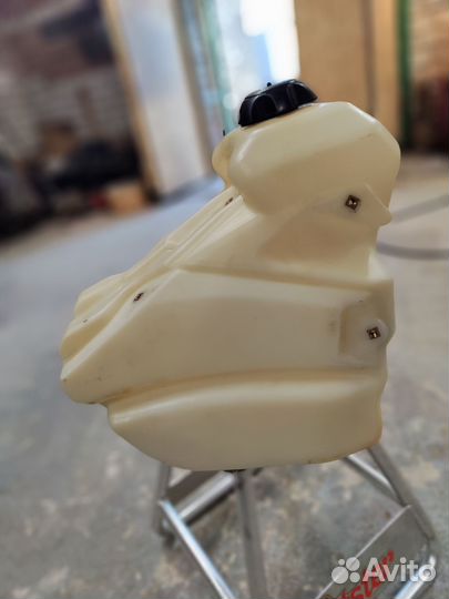 Топливный бак на мотоцикл