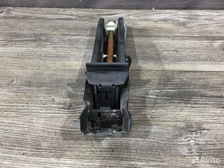 Домкрат штатный новый Volkswagen Tiguan