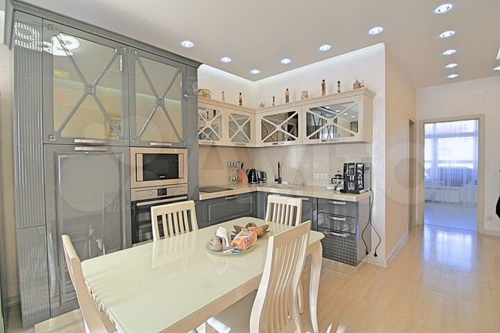 4-к. апартаменты, 130 м², 3/3 эт.