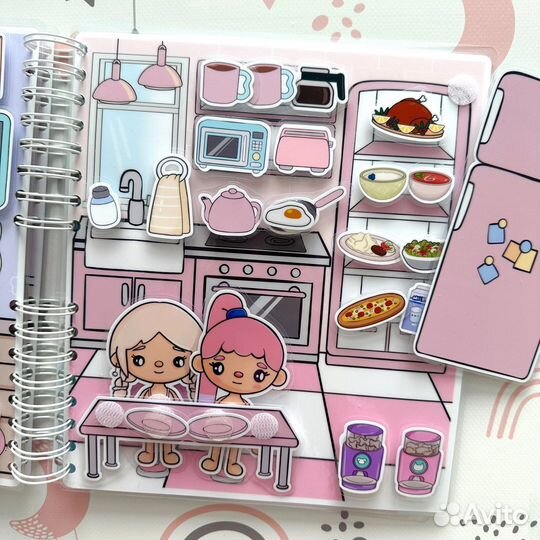 Альбом и игры на липучках Подружки Тока Бока