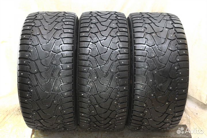 Pirelli Ice Zero 275/40 R20 и 315/35 R20 110T
