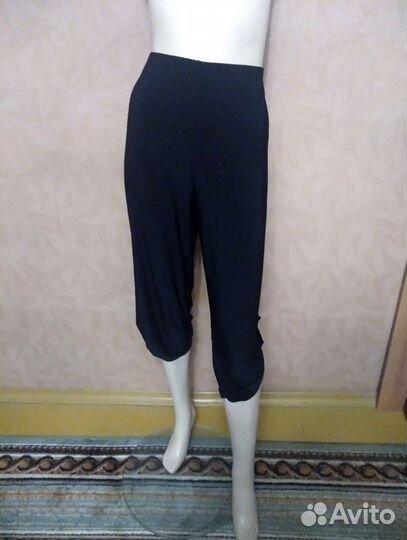 Брюки капри