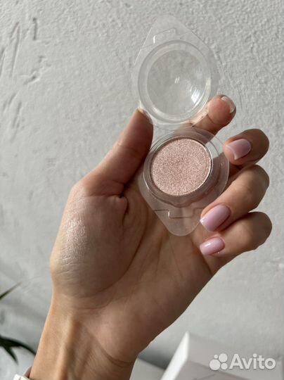 Тени для век, глиттеры, аджастер