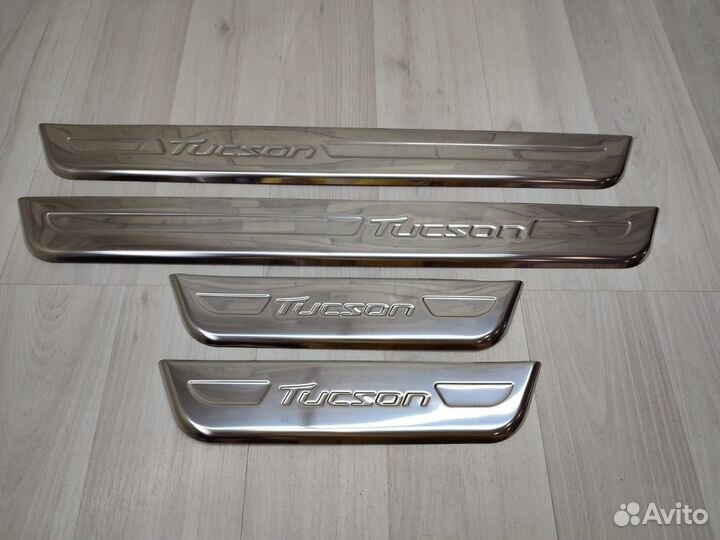 Накладки на пороги Hyundai Tucson 2015-2018 (новые