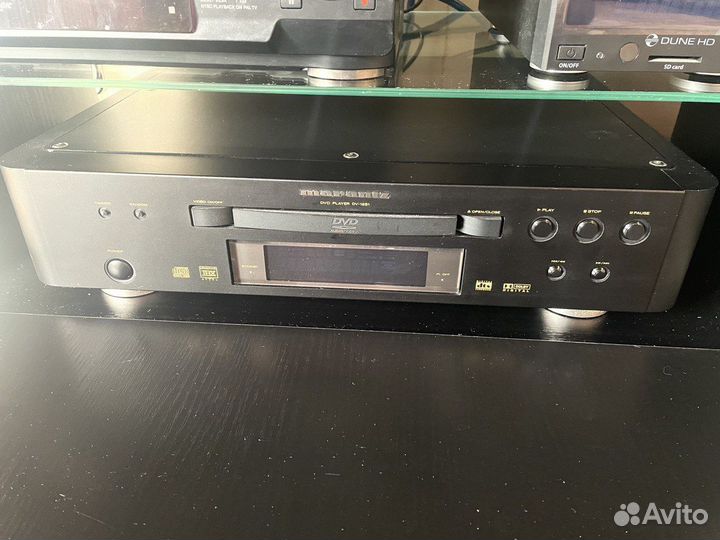 DVD-проигрыаатель Marantz DV-12S1