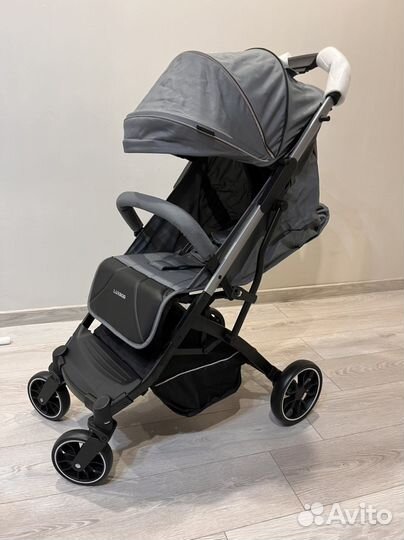 Коляска прогулочная