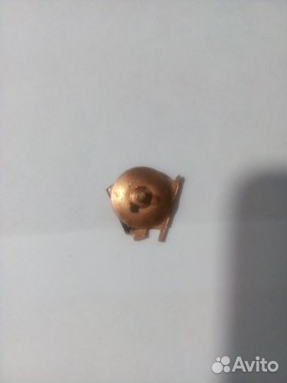 Значок влксм тяжёлый с закруткой