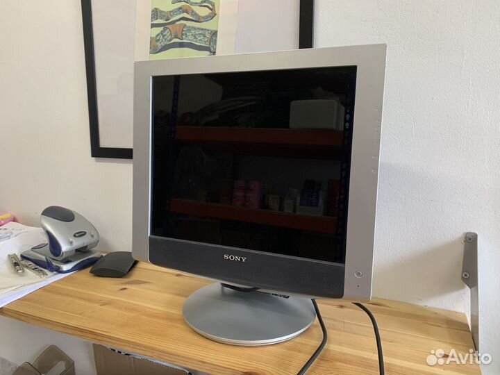 Монитор Sony SDM-HX75