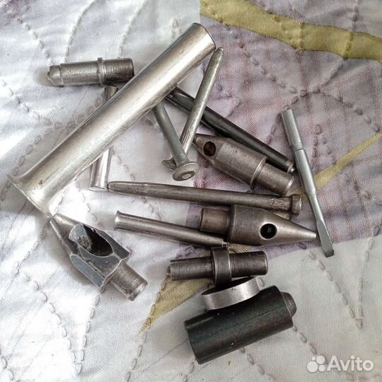 Клепки для одежды, пуговицы