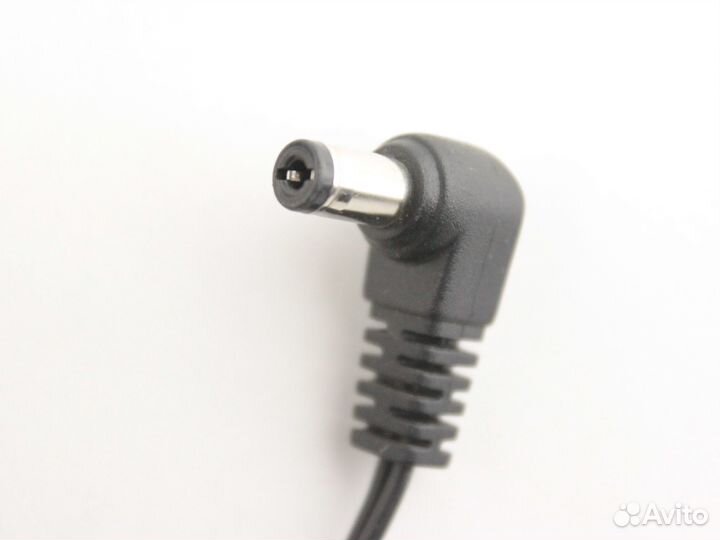 Блок питания 5V/1A с разъемом 5,5x2,5 мм