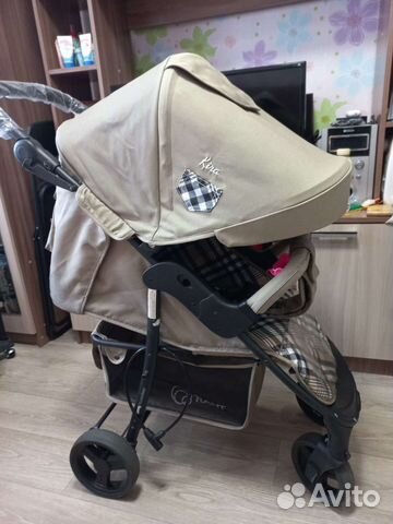 Прогулочная коляска