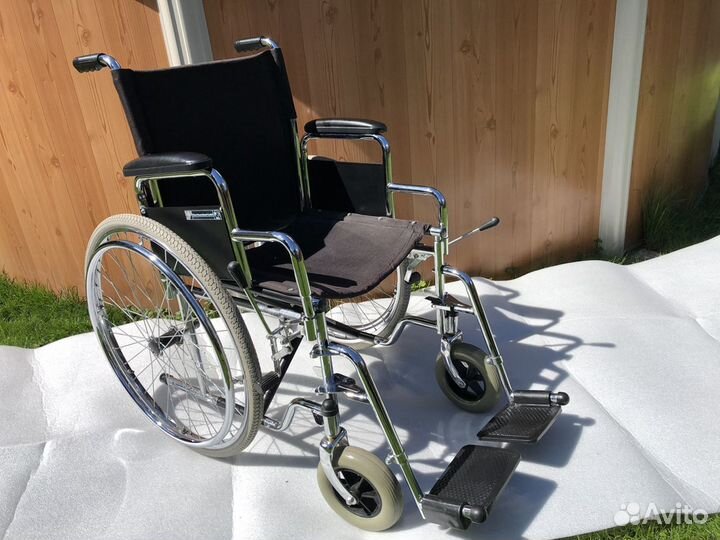 Коляска инвалидная.Немецкая.Складная.Доставка