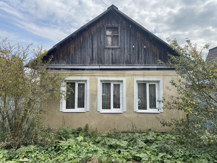 Дом 35,8 м² на участке 4,6 сот.