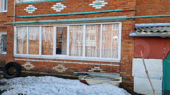 3-к. квартира, 64 м², 1/2 эт.