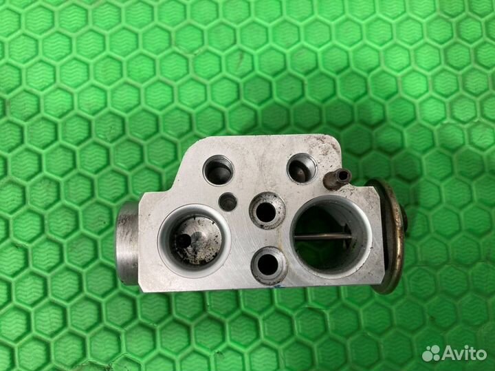 Клапан кондиционера Volkswagen Touareg 7L6 7L7 7LA