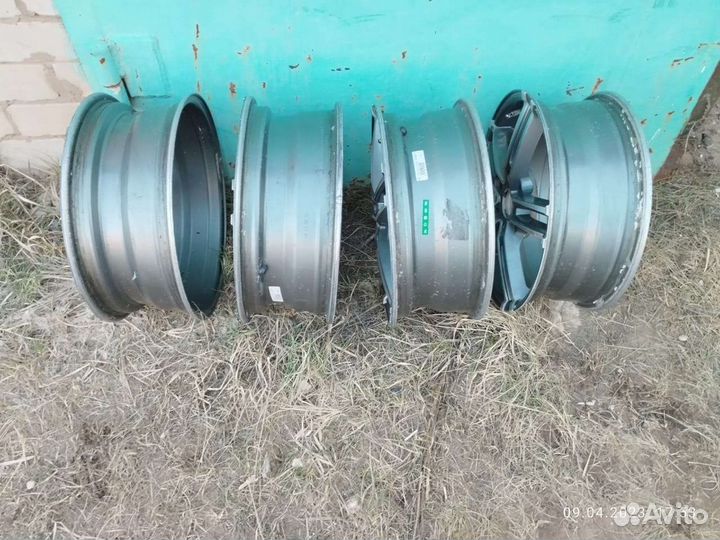 Диски 5x114.3 R16