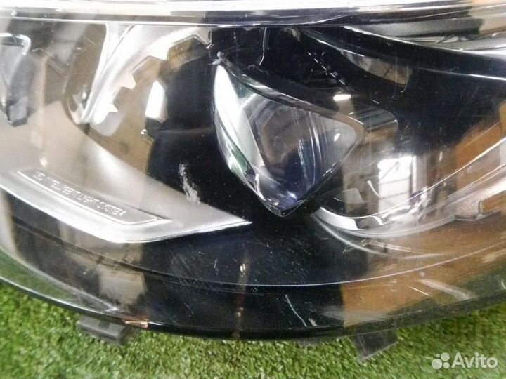 Фара левая Mercedes-Benz GLE