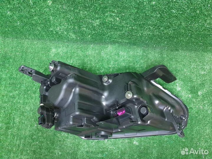 Фара левая Geely Coolray