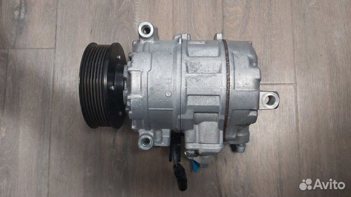 Компрессор кондиционера Volkswagen Touareg