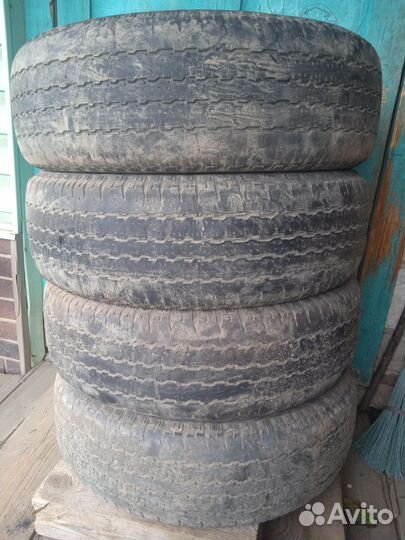 Bridgestone Dueler A/T 215/65 R16