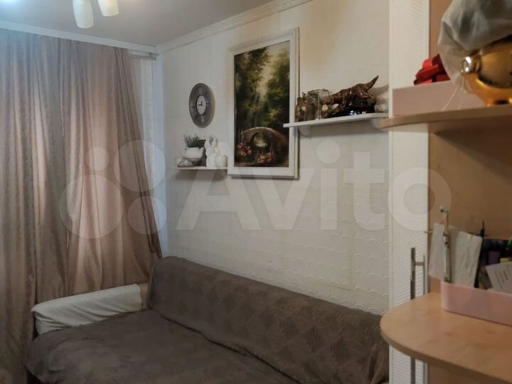 Комната 9 м² в 2-к., 2/5 эт.