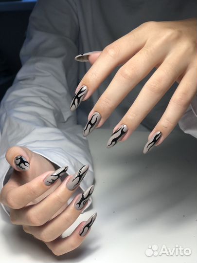 Маникюр на дому