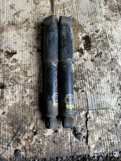 Задние амортизаторы Hyundai Solaris 1